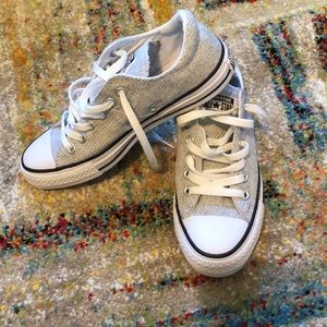 Woman’s converse all stars!